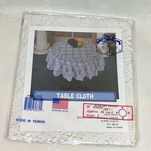 Table Cloth 36 Inches Round 💯% Vinyl Single Lace No Lining Wipes Clean Seats 4